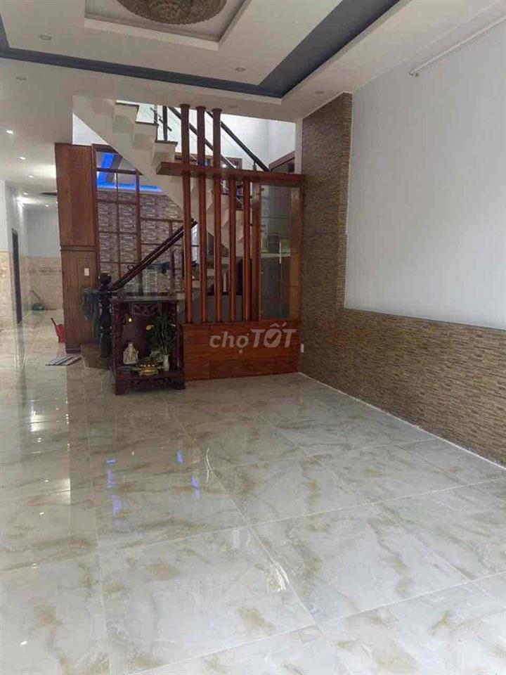 Cho thuê nhà vườn Hiệp An 1100m2 có sẵn 2 kho 500m2