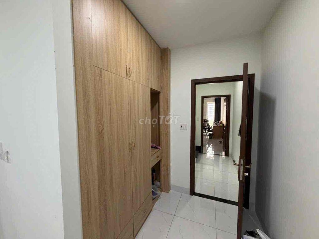 Nhà Phố Cho thuê UniTown. Thành Phố Mới
