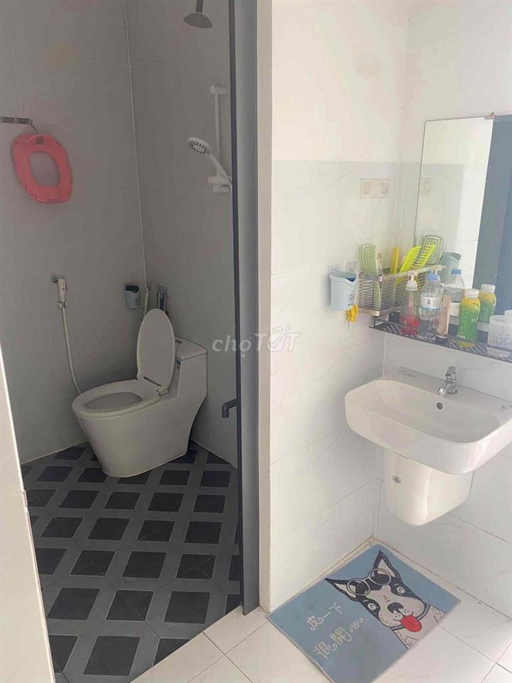 Nhà Cho thuê đường DX 40 Phú Mỹ 5x30m. 2pn sẵn 1 Máy Lạnh