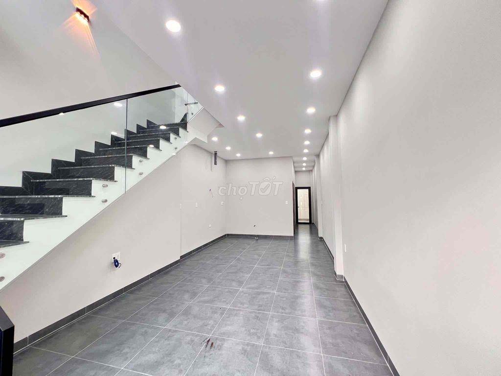 CẦN BÁN NHÀ Ở VỪA HOÀN THIỆN