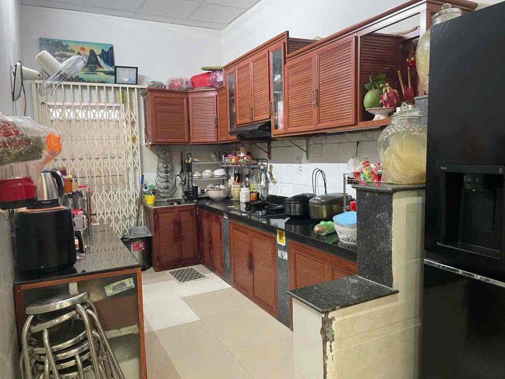 Bán nhà kdc Phú Hoà giá đầu tư, 120m2 giá 5.5tỷ rẻ rẻ