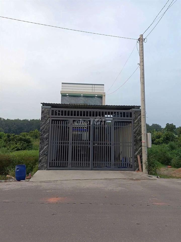 BÁN NHÀ MẶT TIỀN
