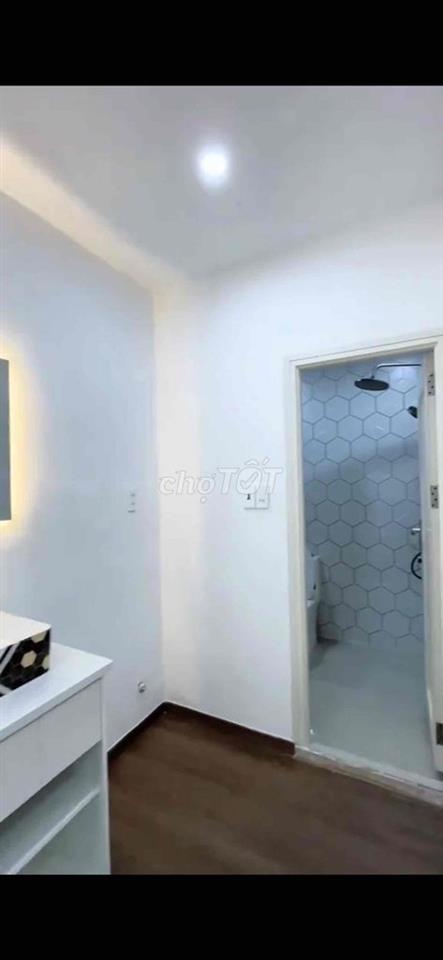 Bán Nhà giá ngộp tại bình chuẩn 28 giá 1tỷ360 triệu sổ hồng riêng