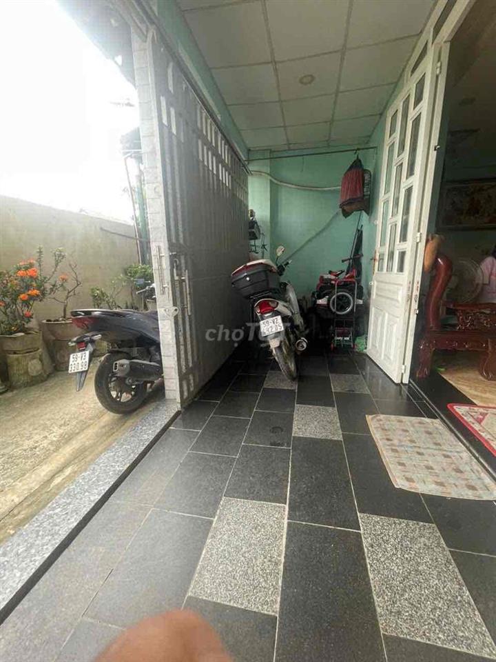 cần bán gấp lo tiền viện phí cho ba mẹ