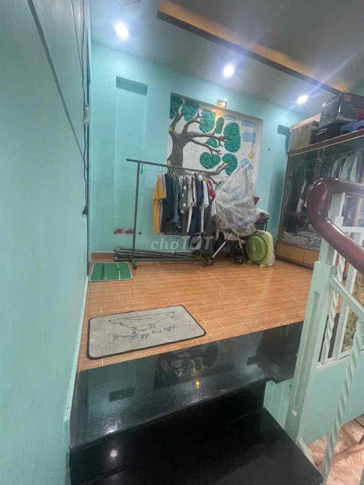cần bán gấp lo tiền viện phí cho ba mẹ