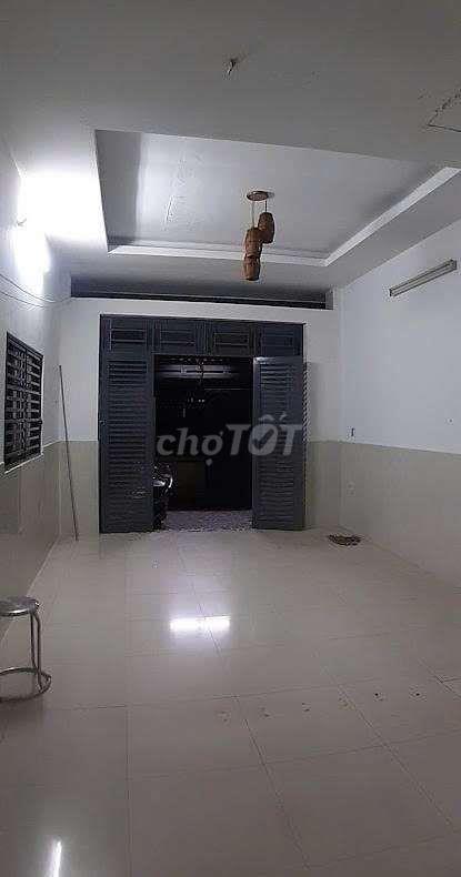 bán gấp nhà cấp 4 giá giảm còn 1ty650