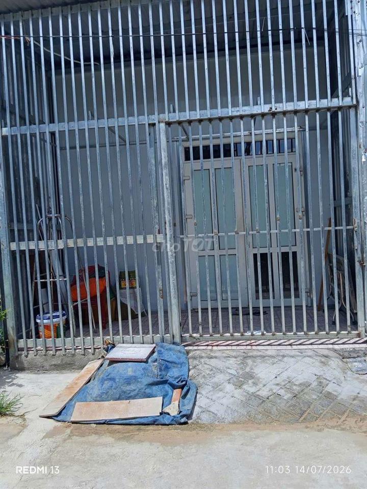 bán nhà gần đường lớn
