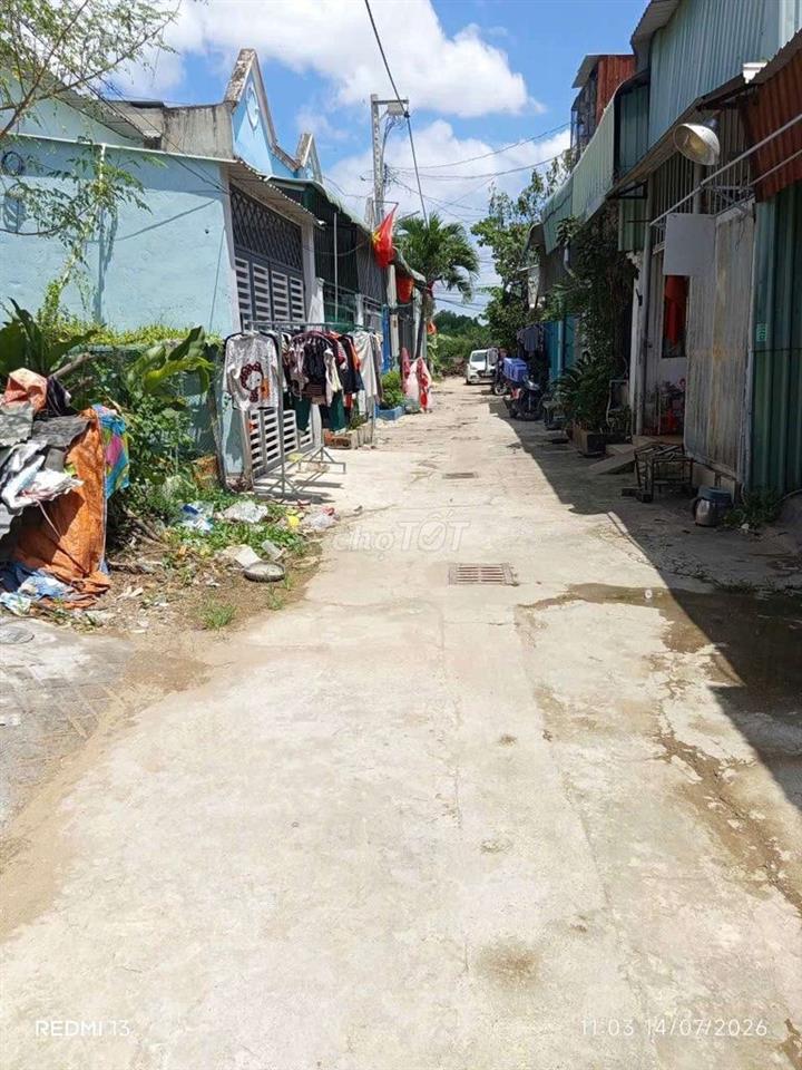 cần bán nhà gần trường cấp 3 thái hòa