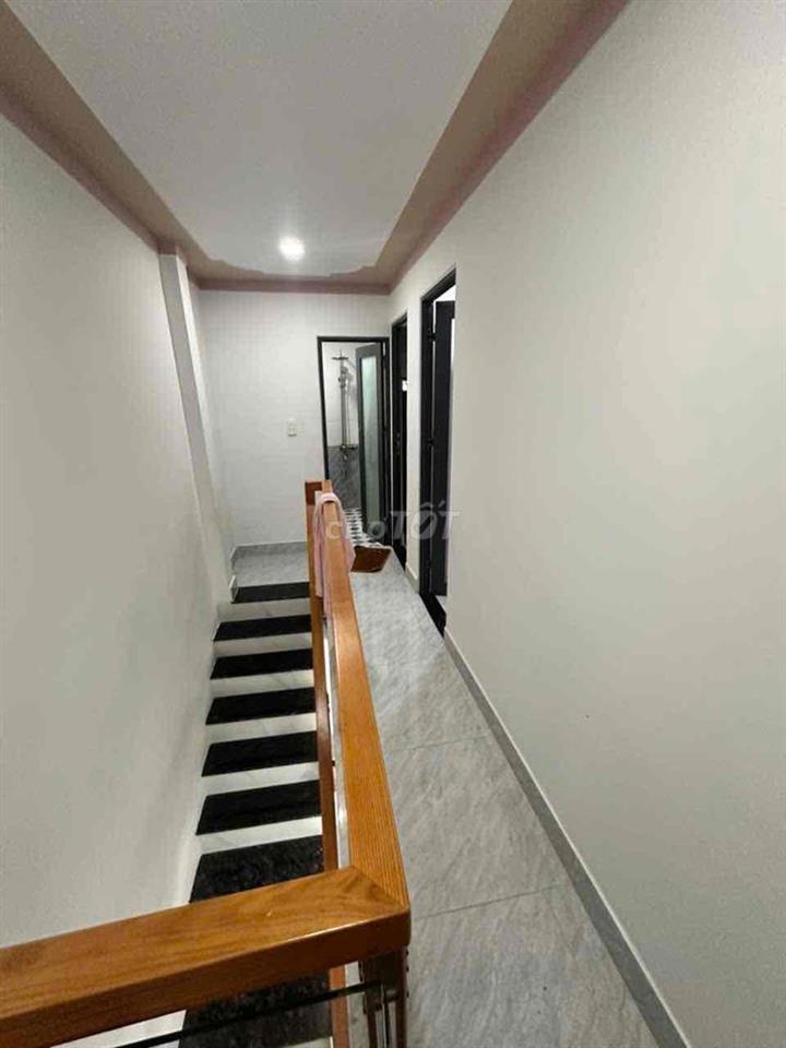 bánn gấp 1ty390