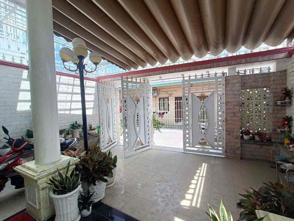 nhà 2 tầng bán nhanh. sổ sẵn chỉ 680 triệu