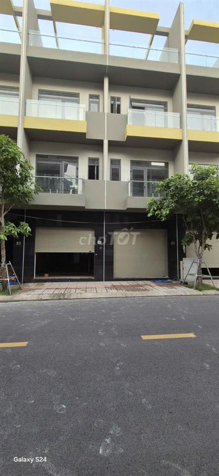 🏡 BÁN NHÀ PHỐ BCONS UNI VALLEY – VỊ TRÍ ĐẸP, TIỀM NĂNG SINH LỜI CAO