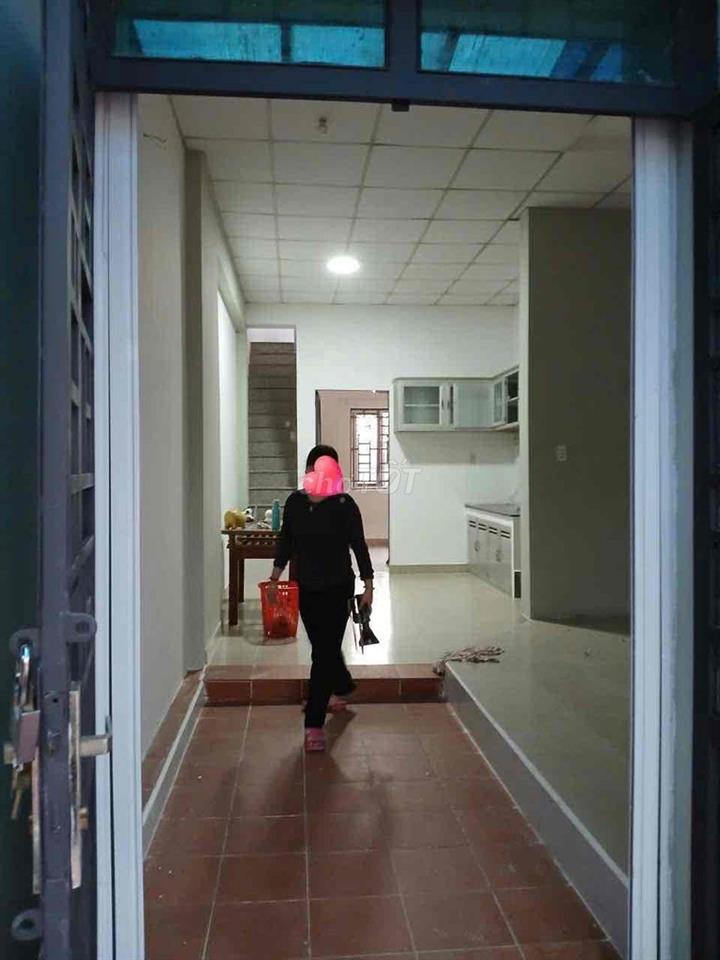 bán nhà 1 lầu , gần cầu phú long
