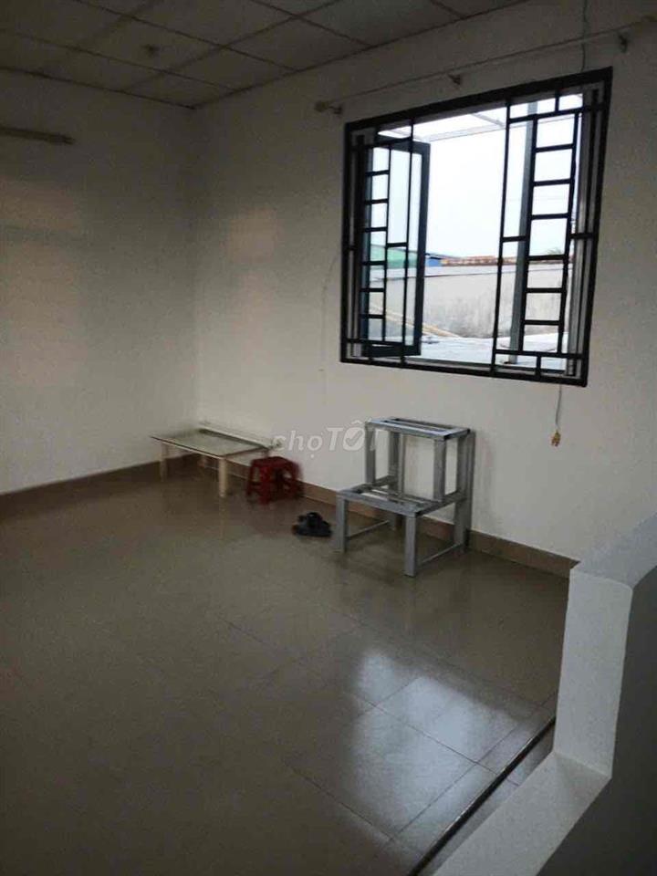 bán nhà 1 lầu , gần cầu phú long