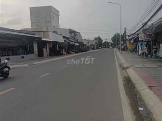 Đất to đẹp mặt tiền chòm sao . ngang 15 mét