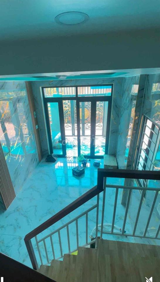 nhà 1 lầu ngay cầu phú Long  ( có hoàn công )