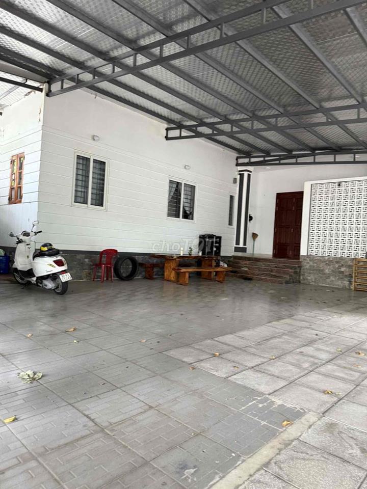 NHÀ GÓC 2 MẶT TIỀN DT 300M² MẶT TIỀN VIP ĐƯỜNG TC4, ĐỐI DIỆN CÔNG VIÊN