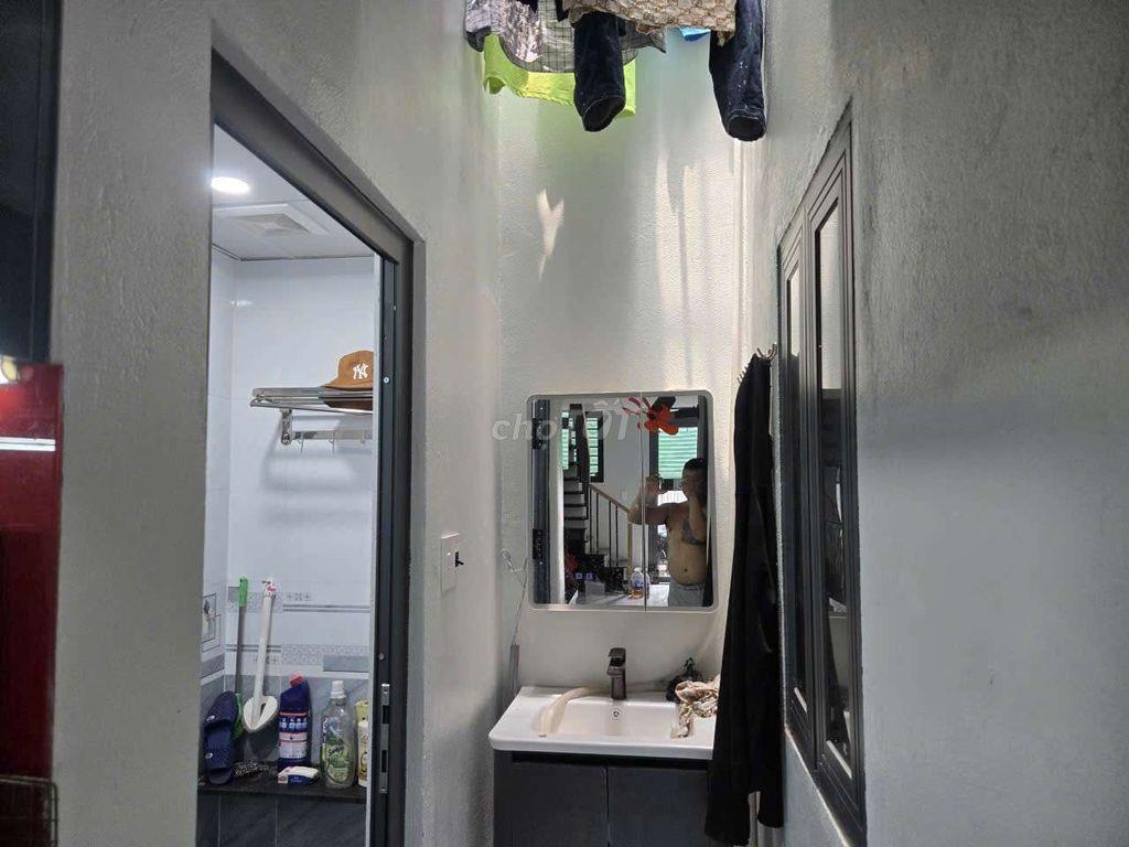 chính chủ sổ hồng cần bán gấp