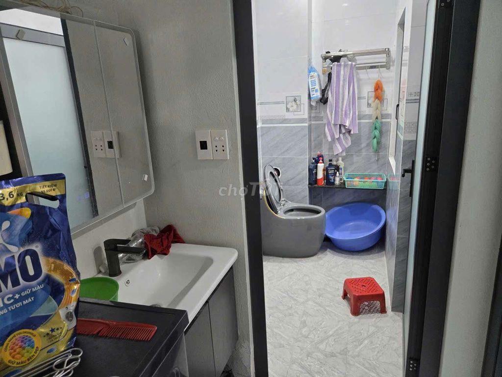 chính chủ sổ hồng cần bán gấp