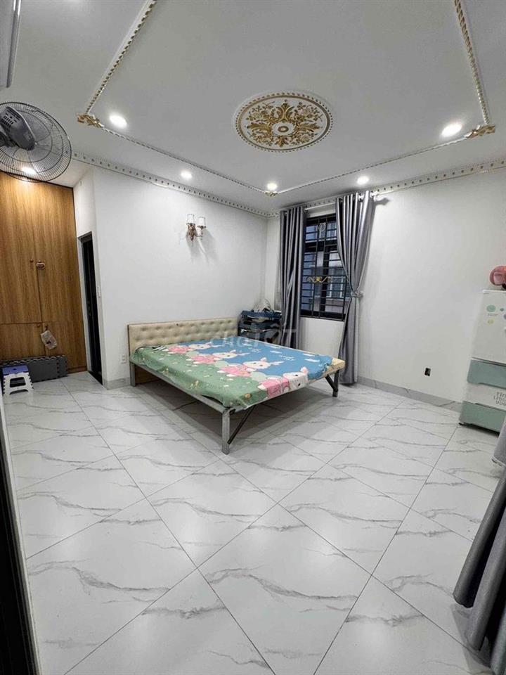 BÁN NHÀ MẶT TIỀN ĐƯỜNG ĐT742