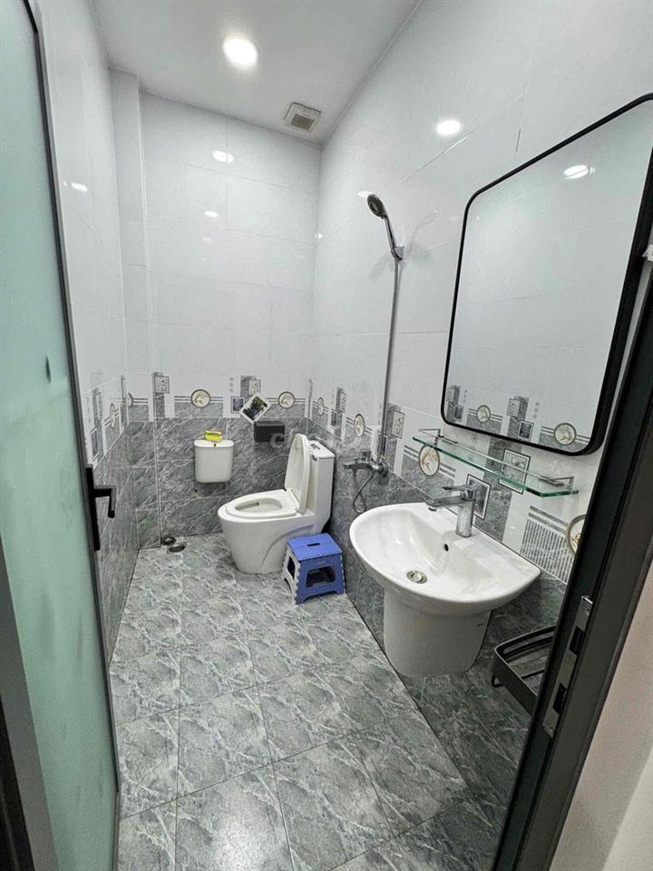 BÁN NHÀ MẶT TIỀN ĐƯỜNG ĐT742