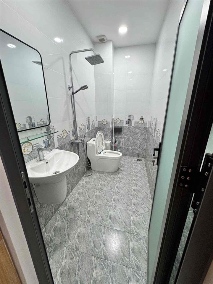 BÁN NHÀ MẶT TIỀN ĐƯỜNG ĐT742