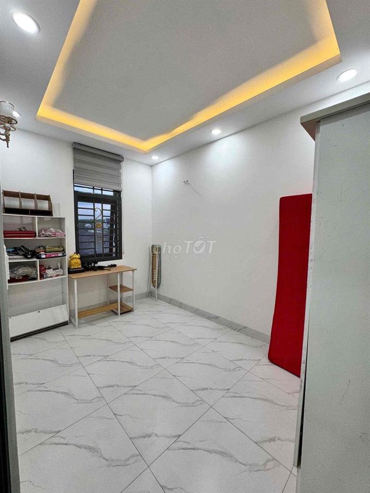 BÁN NHÀ MẶT TIỀN ĐƯỜNG ĐT742