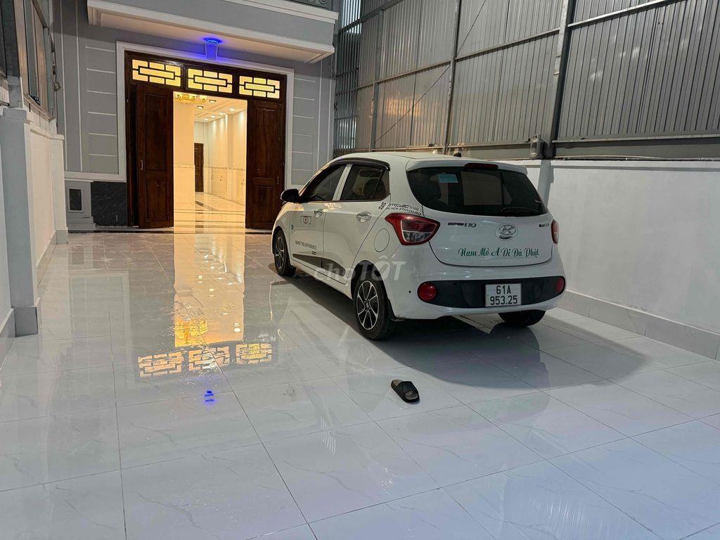 nhà 1trệt 1 lầu