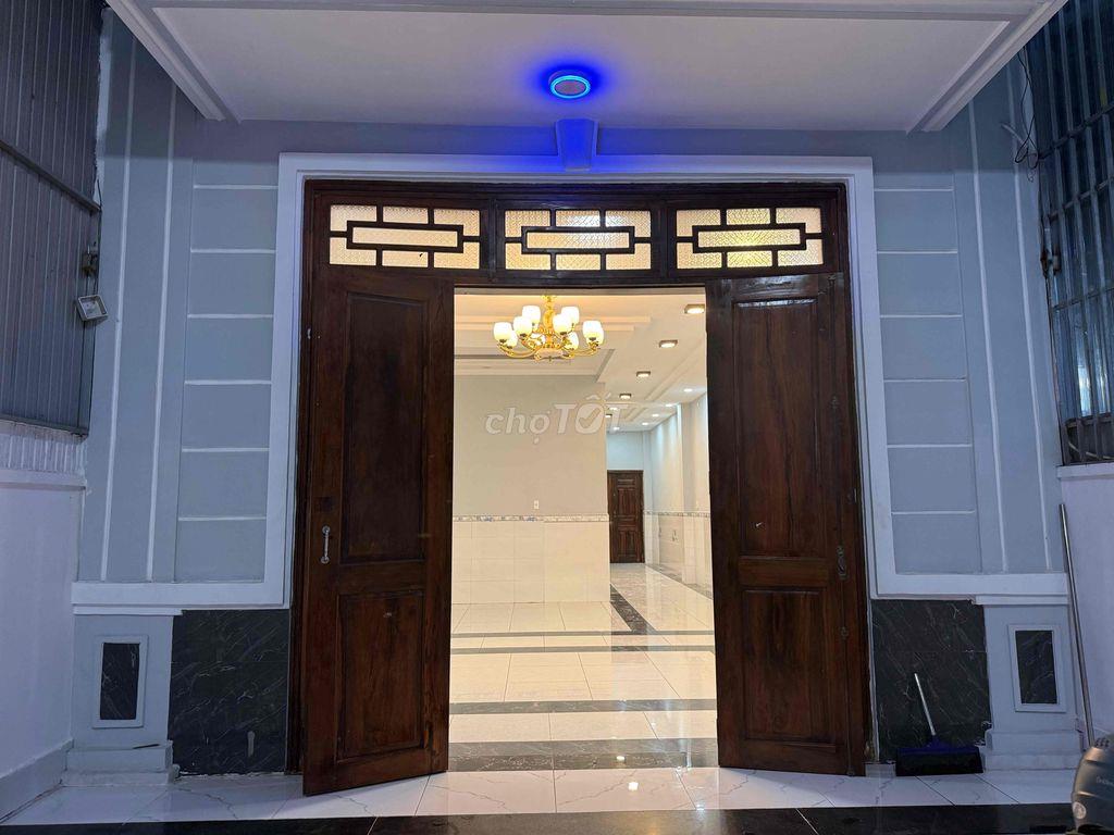 nhà 1trệt 1 lầu