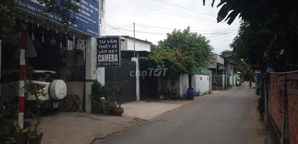 nhà 1trệt 1 lầu
