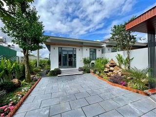Chủ kẹt tiền muốn bán nhanh căn nhà và mảnh vườn hơn 500m2