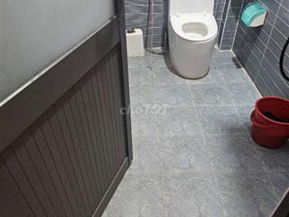 cần tiền bán gấp căn nhà gác lửng tổng diện tích 100m2 gồm 2 phòng ngủ