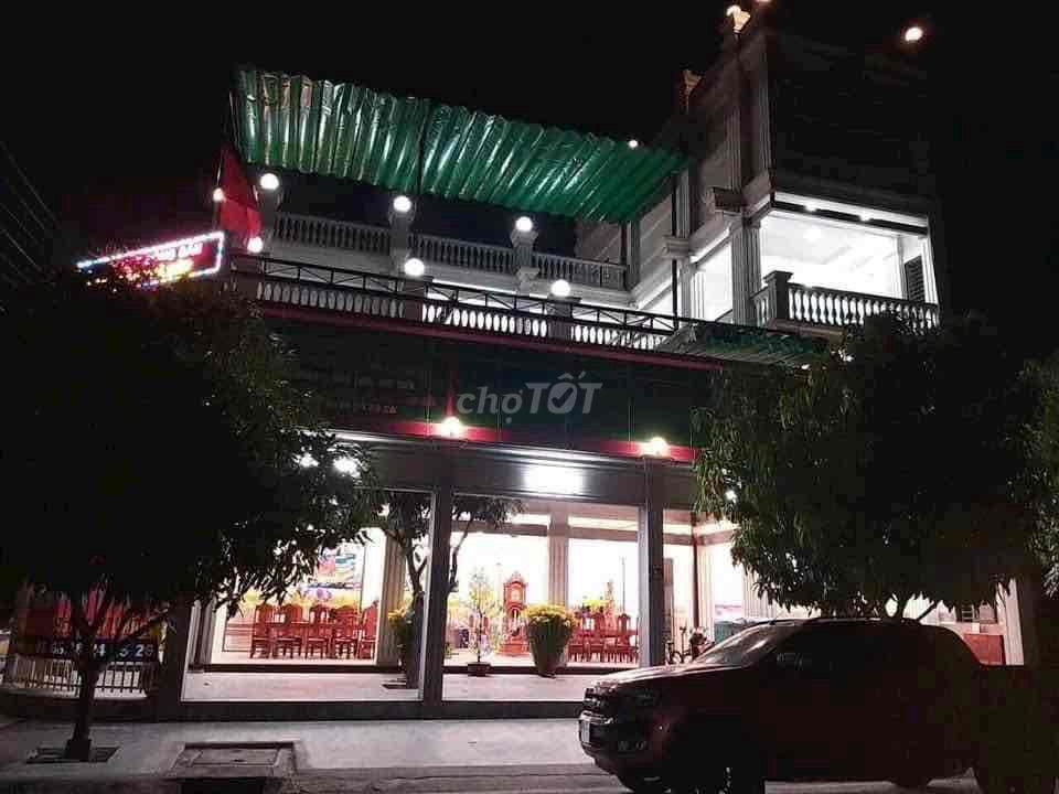 cho thuê hoặc hợp tác