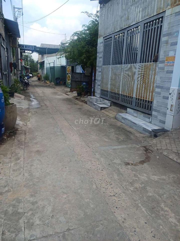 Cần bán gấp nhà riêng, sổ chung.