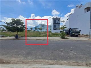 Cần bán gấp lô đất 70m2, Phước Hòa, sổ sẵn, hỗ trợ bank