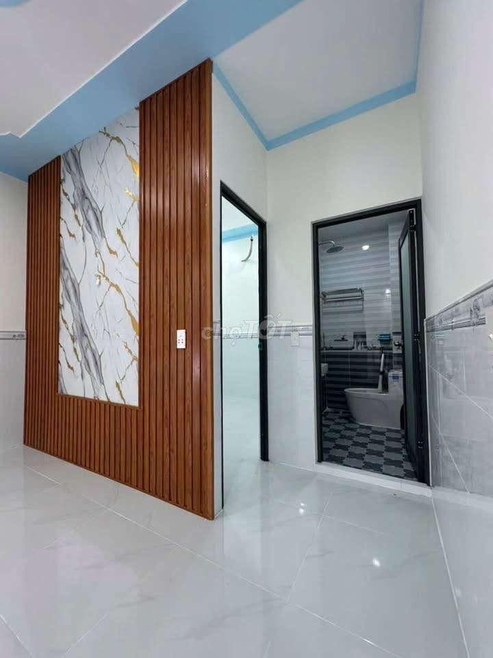 bán nhà tổ chức mới xây gác lửng