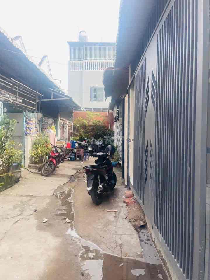 cần bán nhà