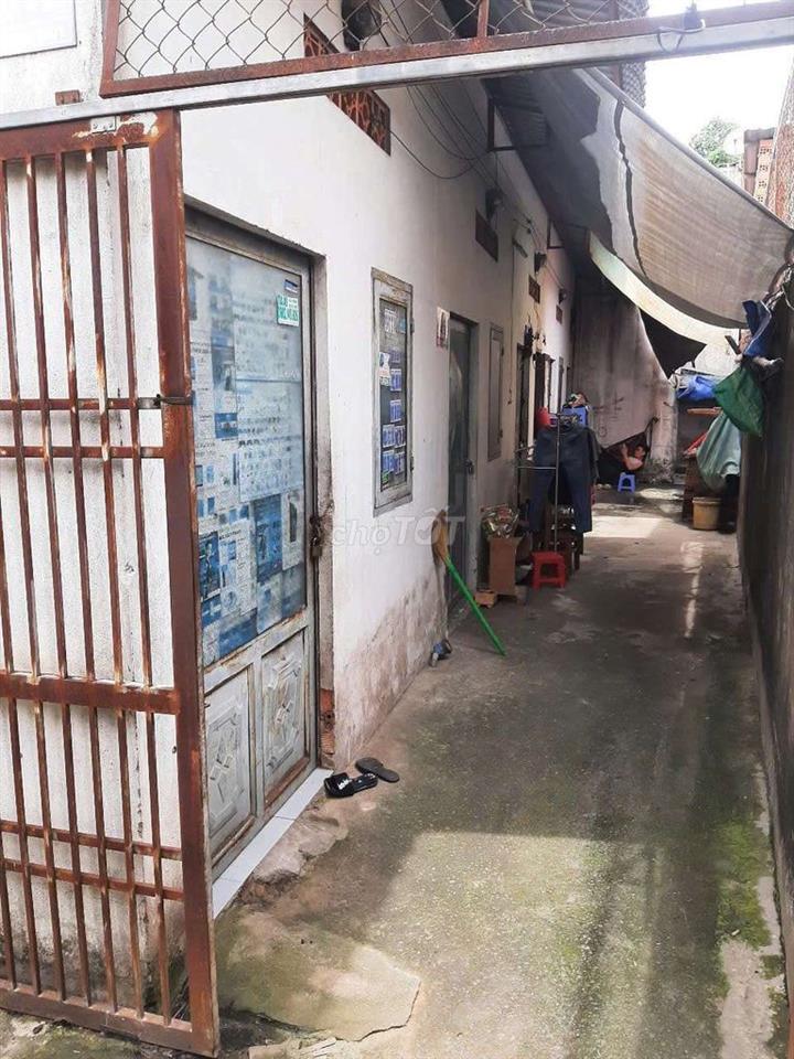 Bán nhà ngang 6m, đang cho Thuê