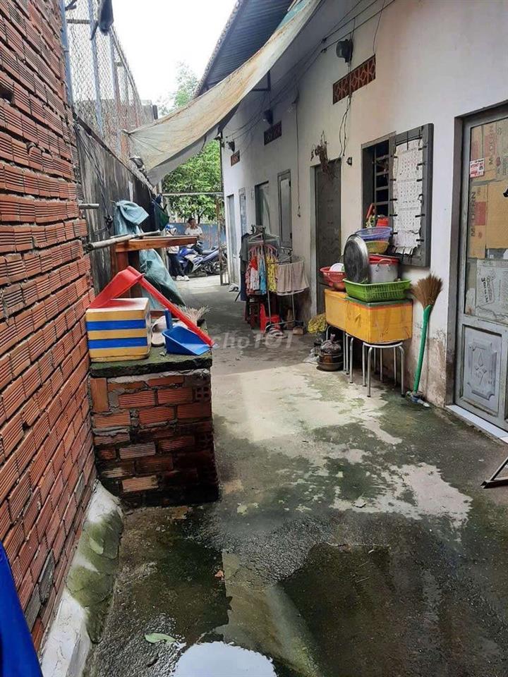 Bán nhà ngang 6m, đang cho Thuê