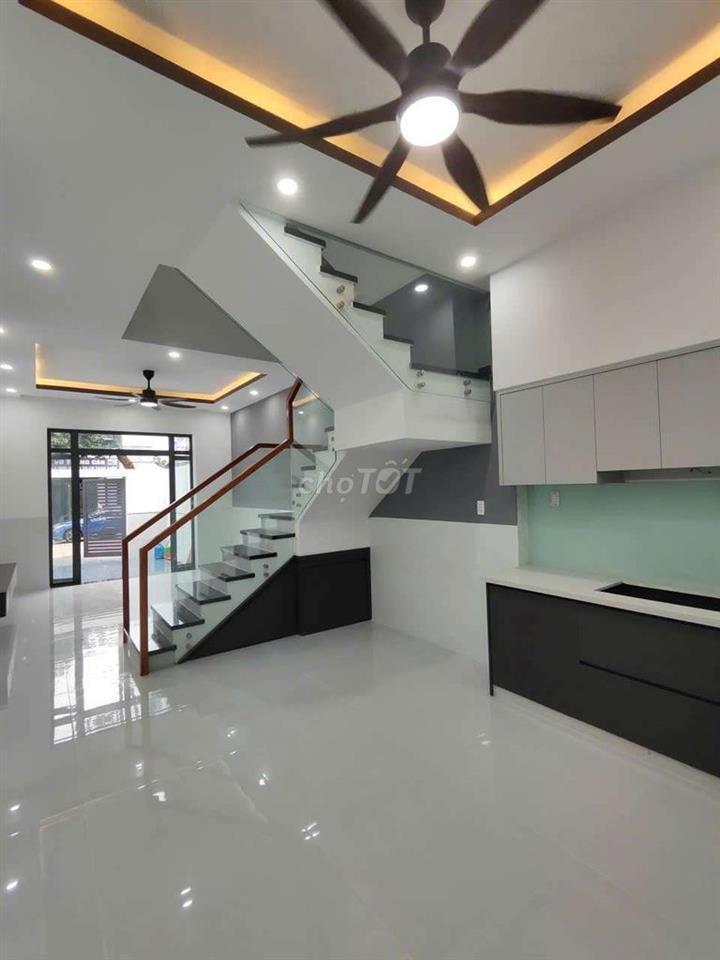 nhà lầu 3 phòng ngủ 