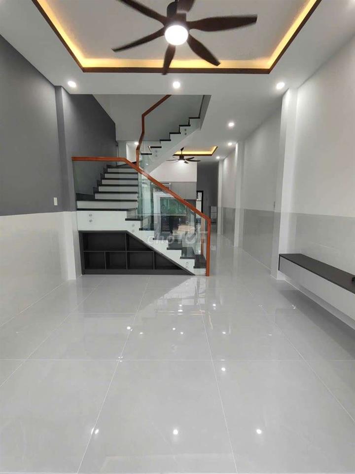 nhà lầu 3 phòng ngủ 