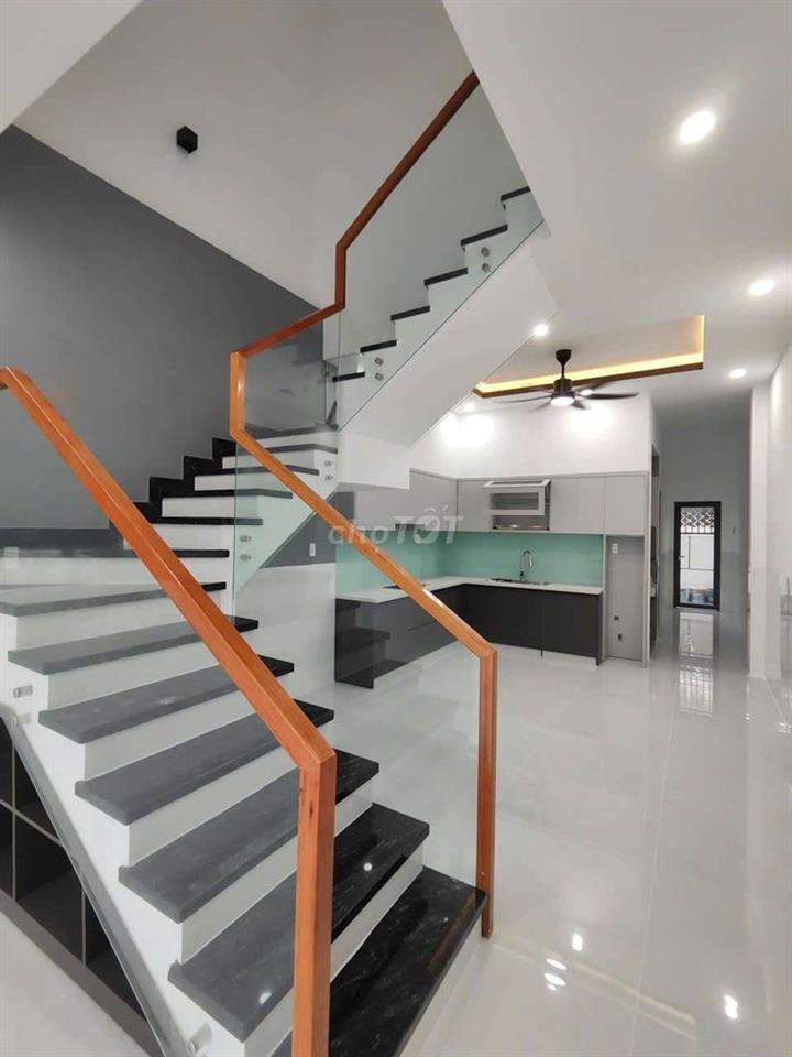nhà lầu 3 phòng ngủ 