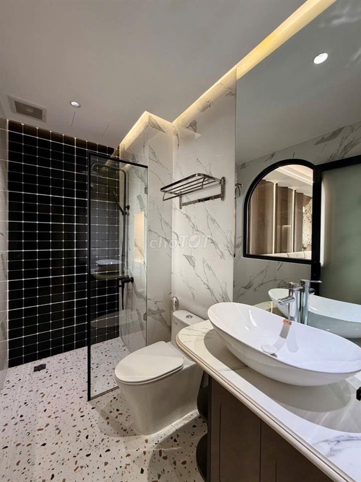 Siêu Phẩm Hà Đô Lê Thị Riêng 75m2- hang Máy Đường 12m ,Ở và Kinh Doanh