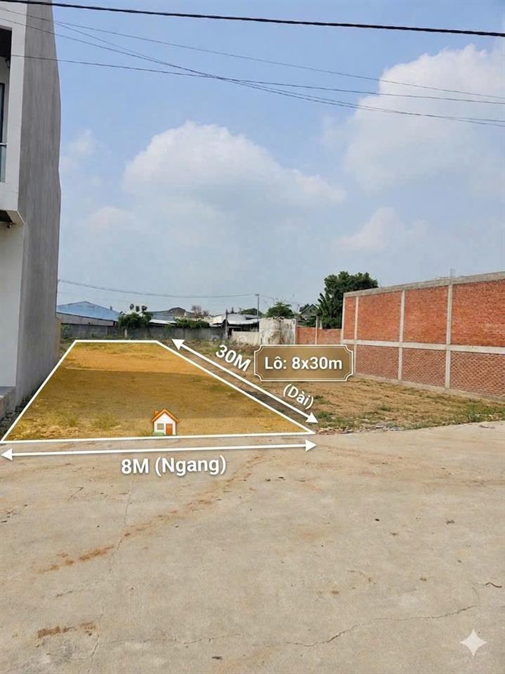 Bán lô đất thổ cư ngang 8x30m ,ngay ubnd Chánh Hiệp, HCM , SHR 