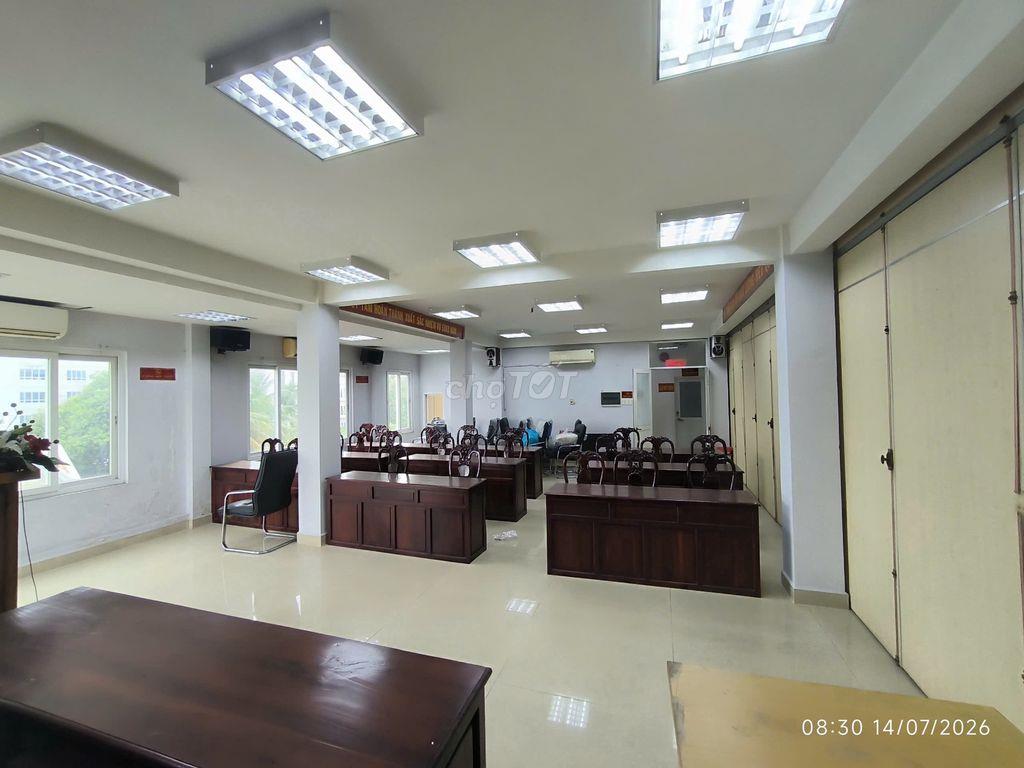 CHO THUÊ CẢ TÒA NHÀ MẶT TIỀN Đ. TRƯỜNG SƠN-TÂN BÌNH NGANG 12M RỘNG RÃI