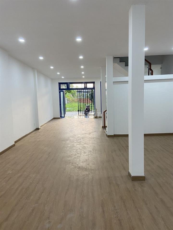 Bán nhà riêng tại KDC Vĩnh Phú II, 140 m2, 3PN, 3WC