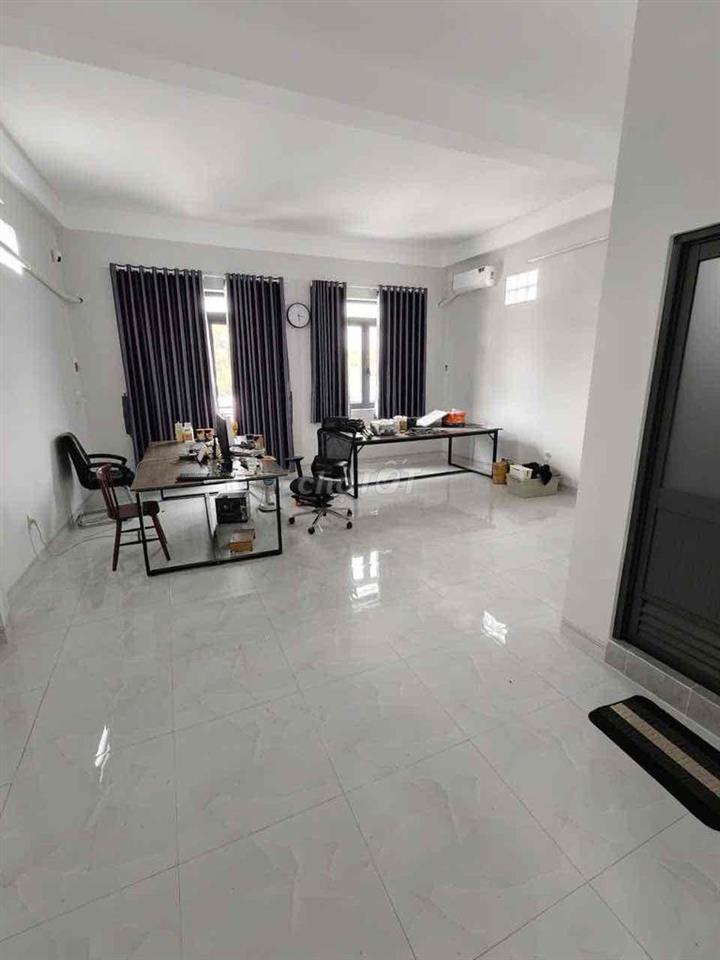 CHÍNH CHỦ CẦN CHUYỂN NHƯỢNG GẤP: NHÀ MẶT TIỀN KINH DOANH SẦM UẤT – NGÃ