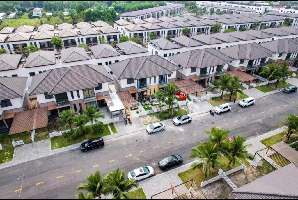 Chính chủ bán gấp căn đối diện công viên 1,68 tỷ