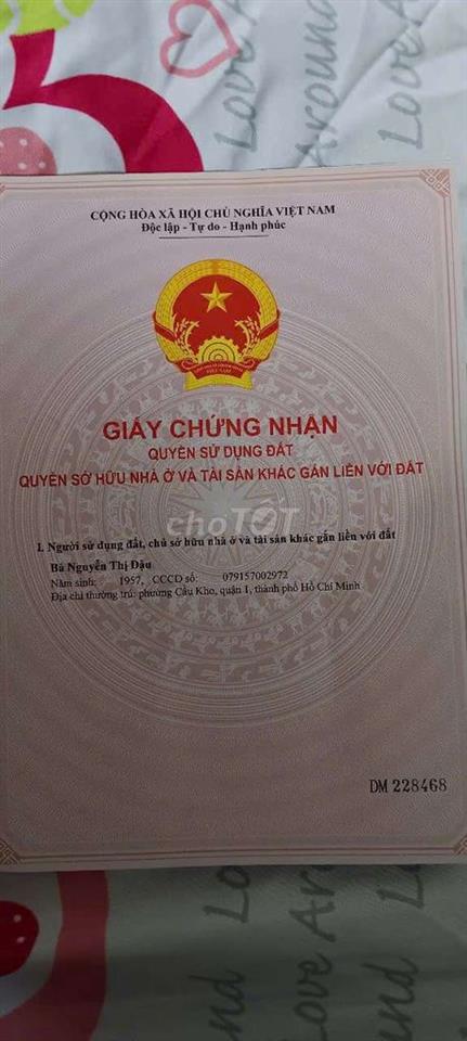 2 sổ này  là của 2 vợ chồng cũng đừng tên giá  9 tỷ bao giấy tờ 