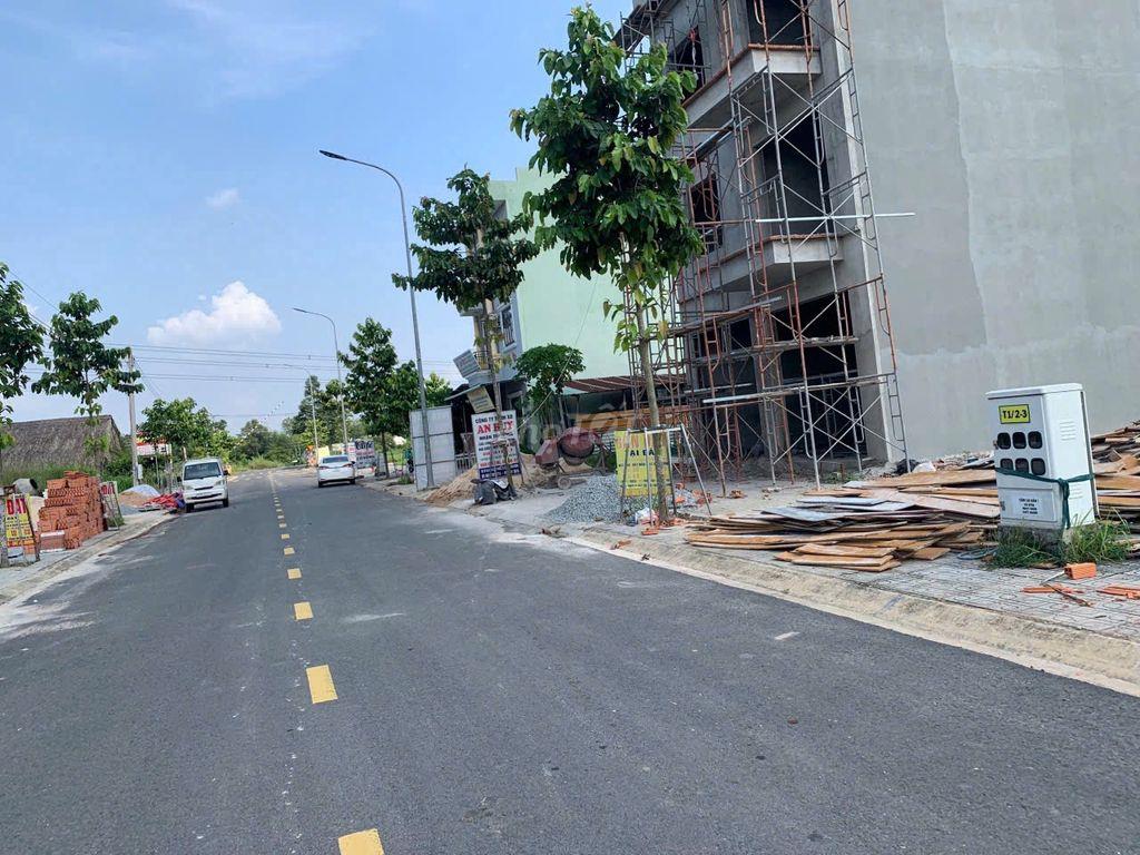 bán lô đất ngay UBND Phước Hoà, Phú Giáo, BD cũ, giá 750tr/100m2, SHR 