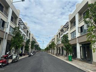 Bán Shophouse Mới Trung Tâm Uyên Hưng, Đường Rộng, Giá Tốt, KD Ngay!..